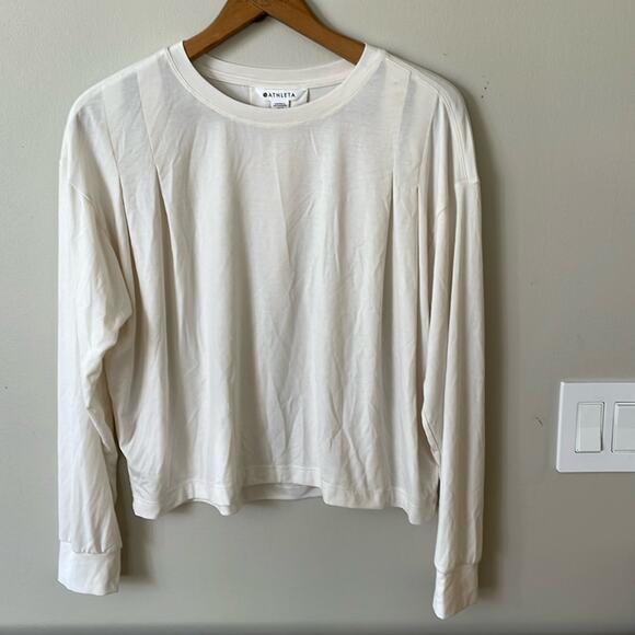 Athleta Tops - ATHLETA Beige Crewneck Athletic Yoga Long-Sleeve Size Small